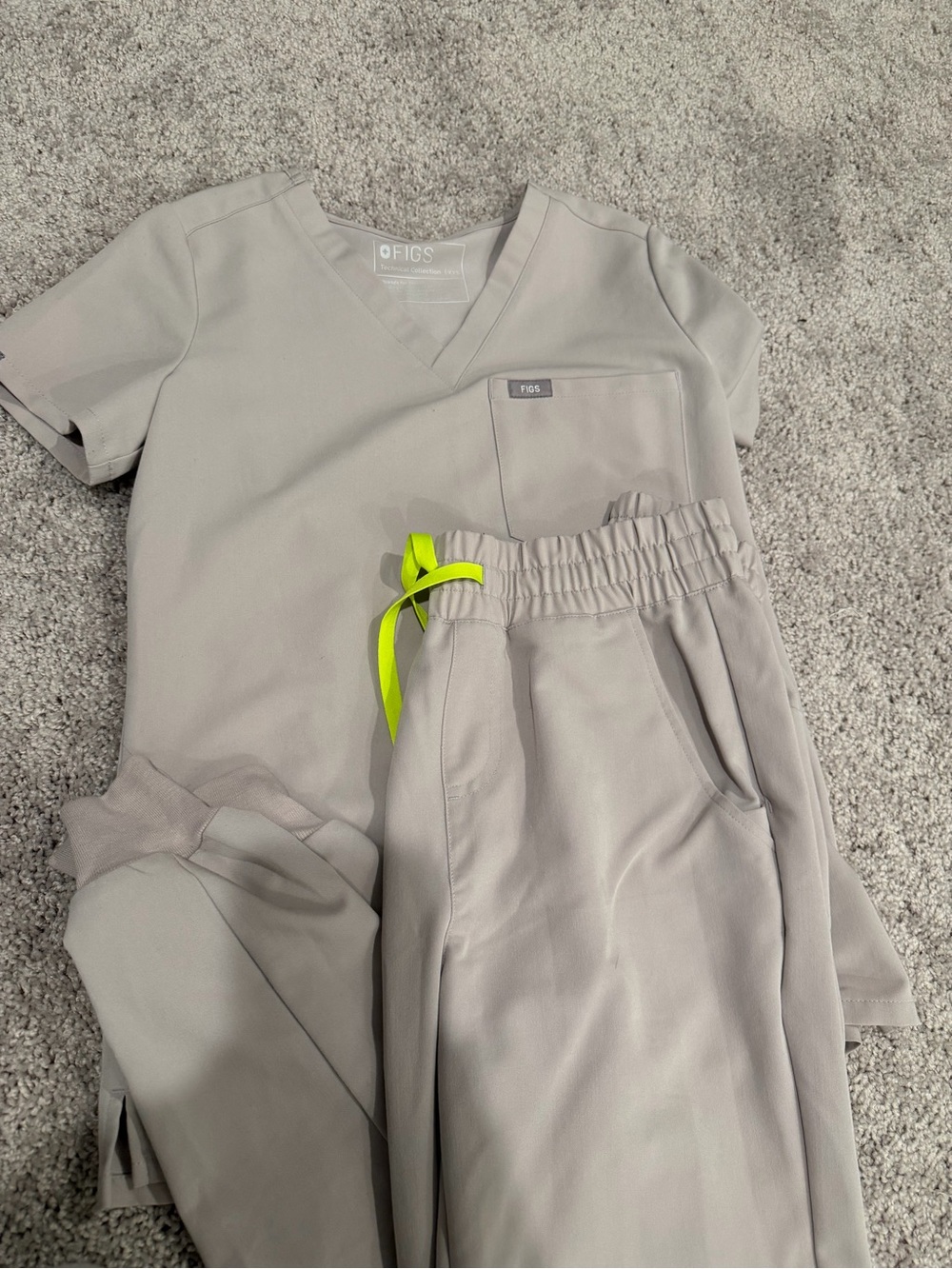 Figs Neutral Gray Scrub Set with Neon Lime Drawstring Accent XXS